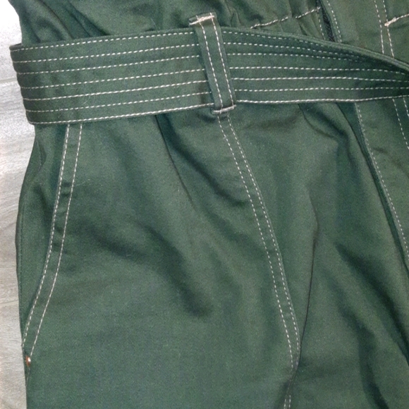 Forest green oencil skirt with belt and pockets - Picture 3 of 5